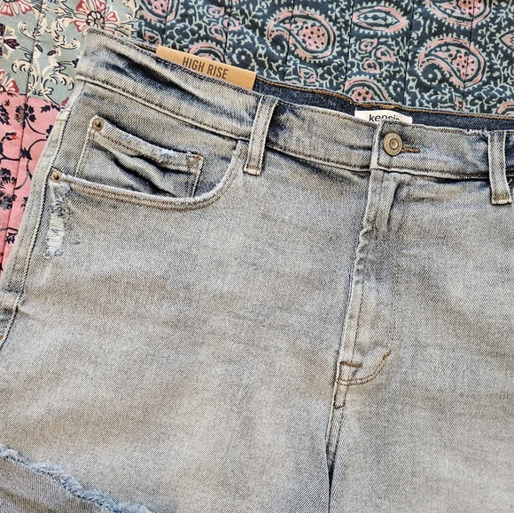 NWT Kensie Jeans shorts wonans size 14/32 high rise distressed lightwash summer - Picture 5 of 6